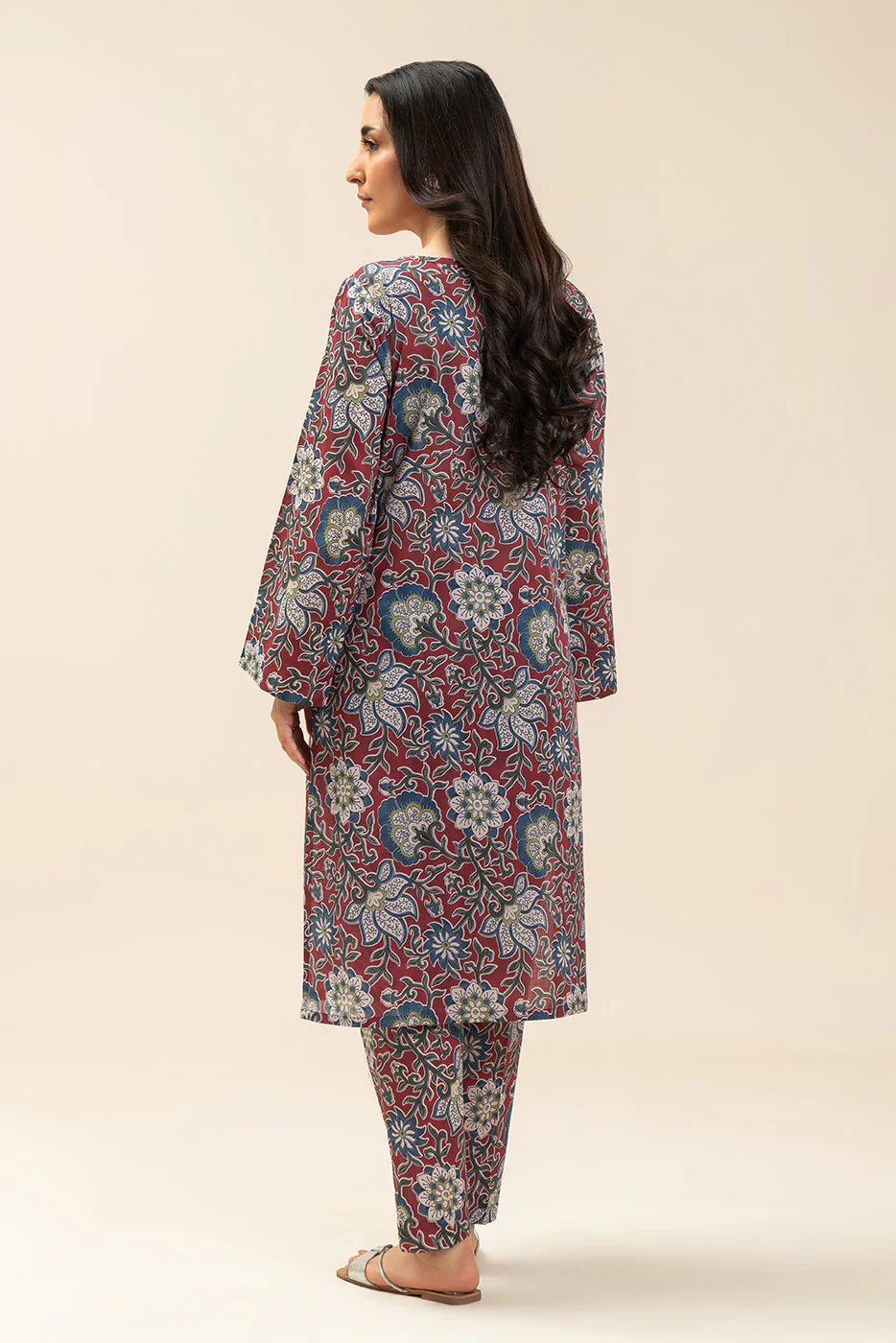 2 PIECE PRINTED LAWN SUIT (PRET) - Image 4