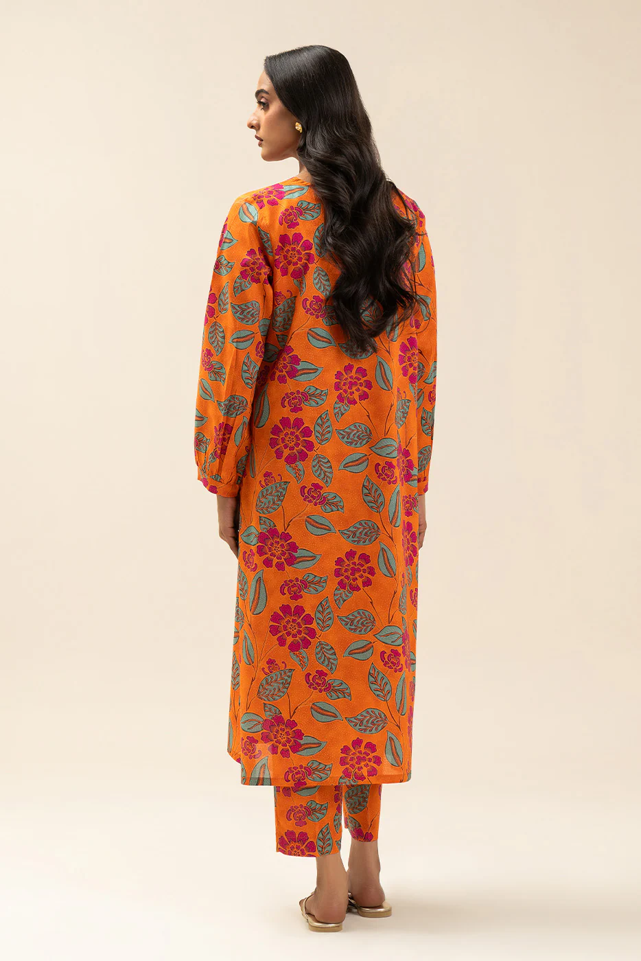 2 PIECE PRINTED LAWN SUIT (PRET) - Image 4