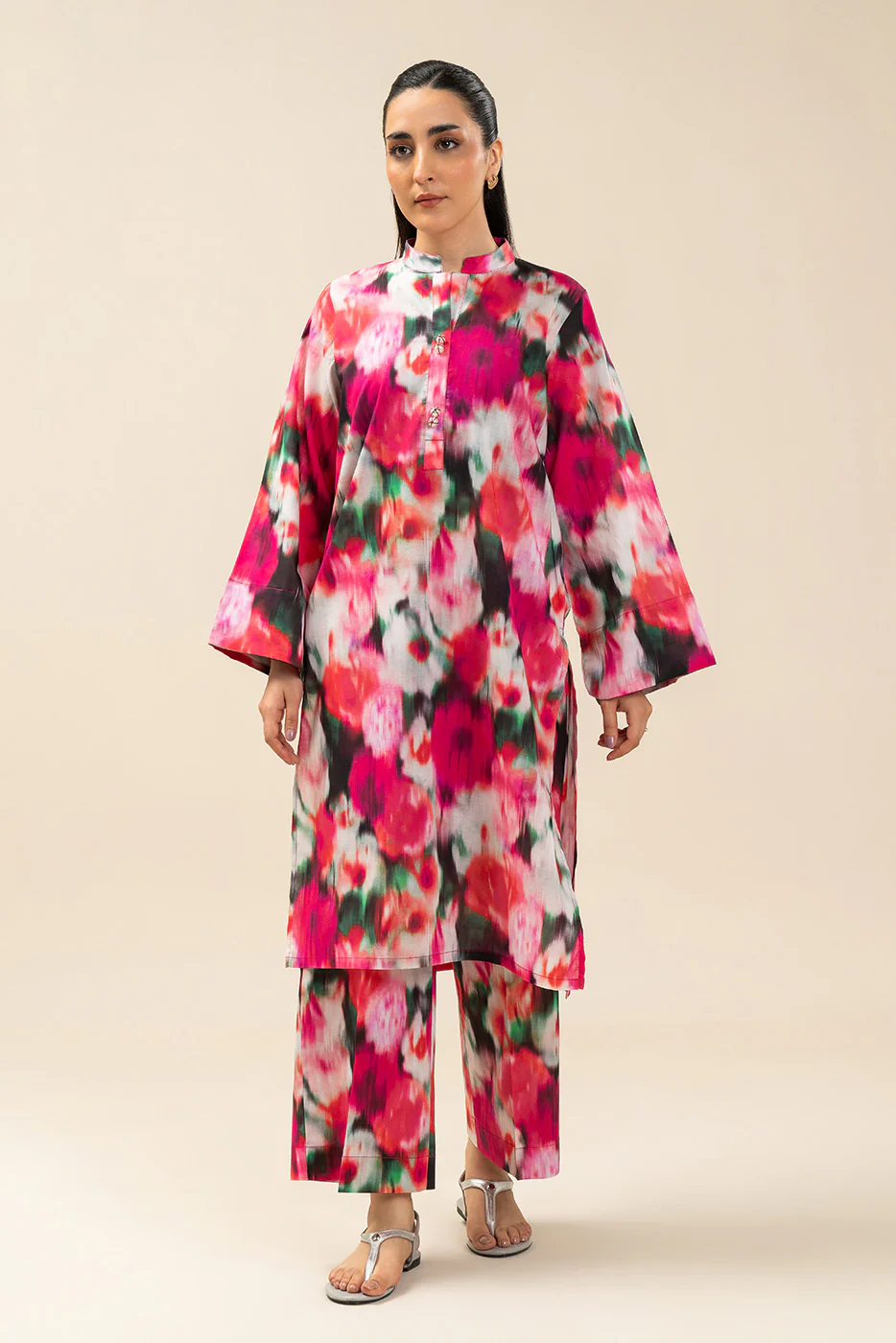 2 PIECE PRINTED LAWN SUIT (PRET) - Image 2