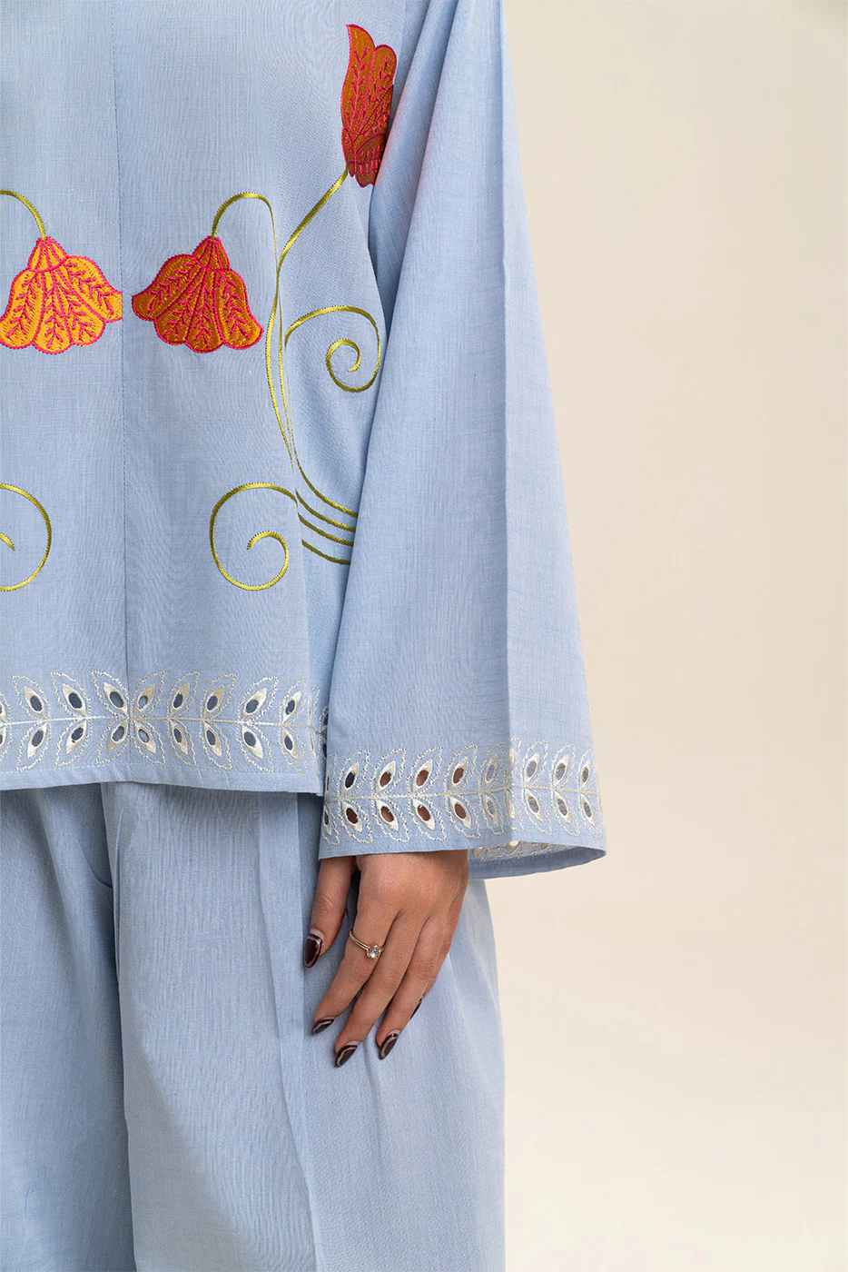 EMBROIDERED CO-ORD SET (FLOW) - Image 5