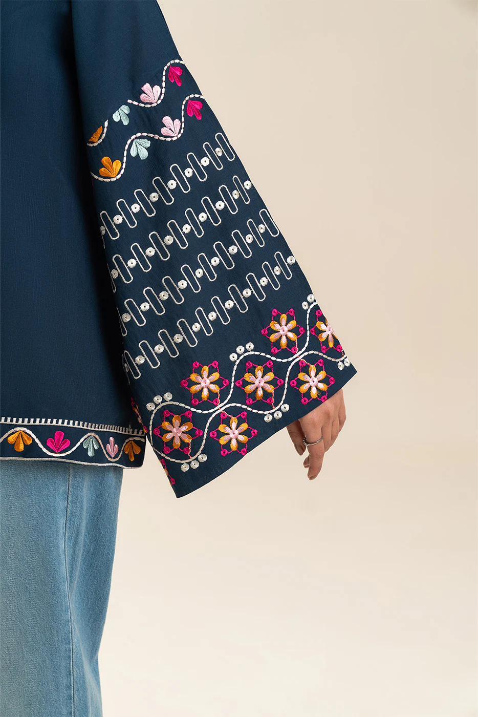 KIMONO WITH CAMISOLE - Image 6