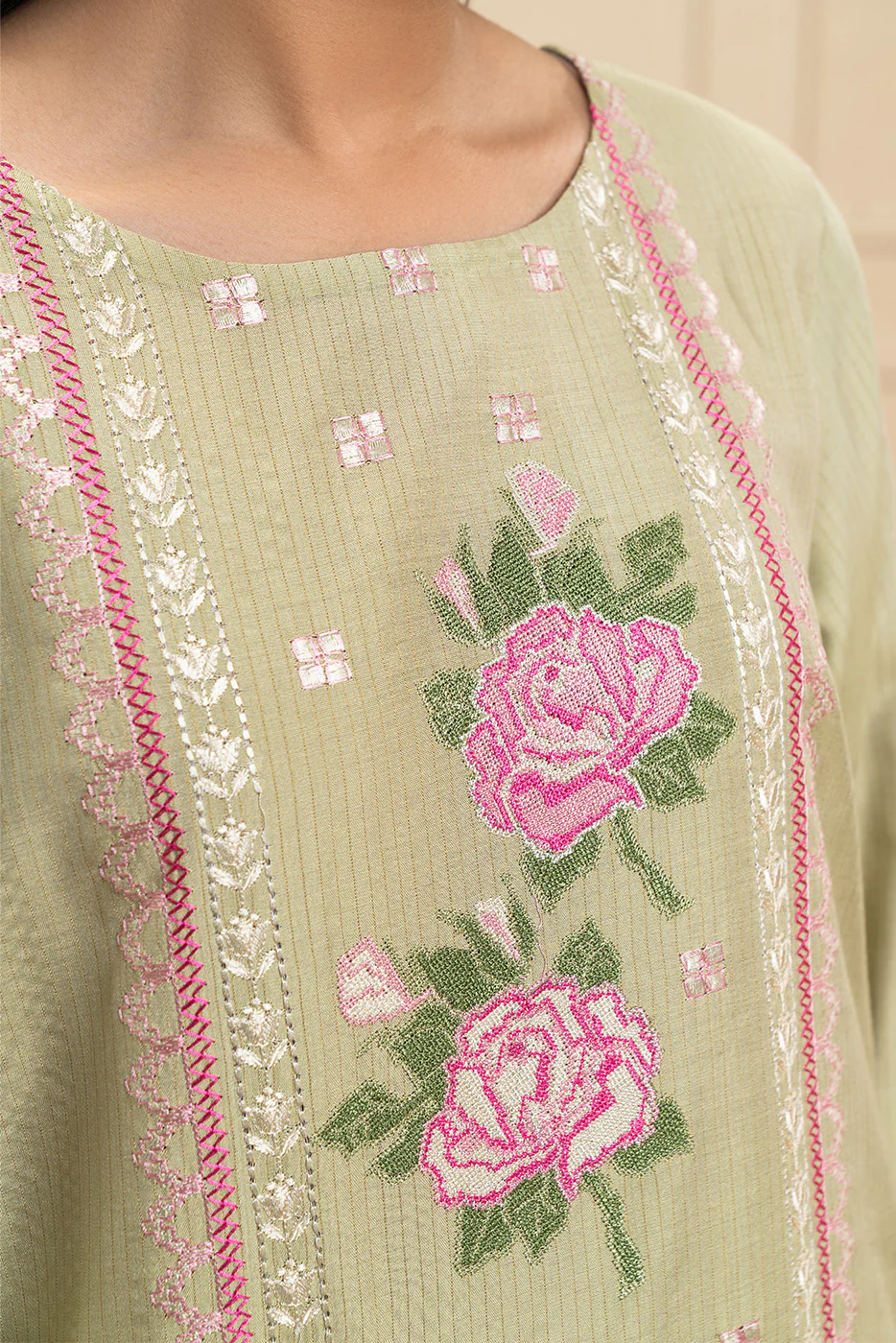 3 PIECE EMBROIDERED MISSOURI SUIT (PRET) - Image 5