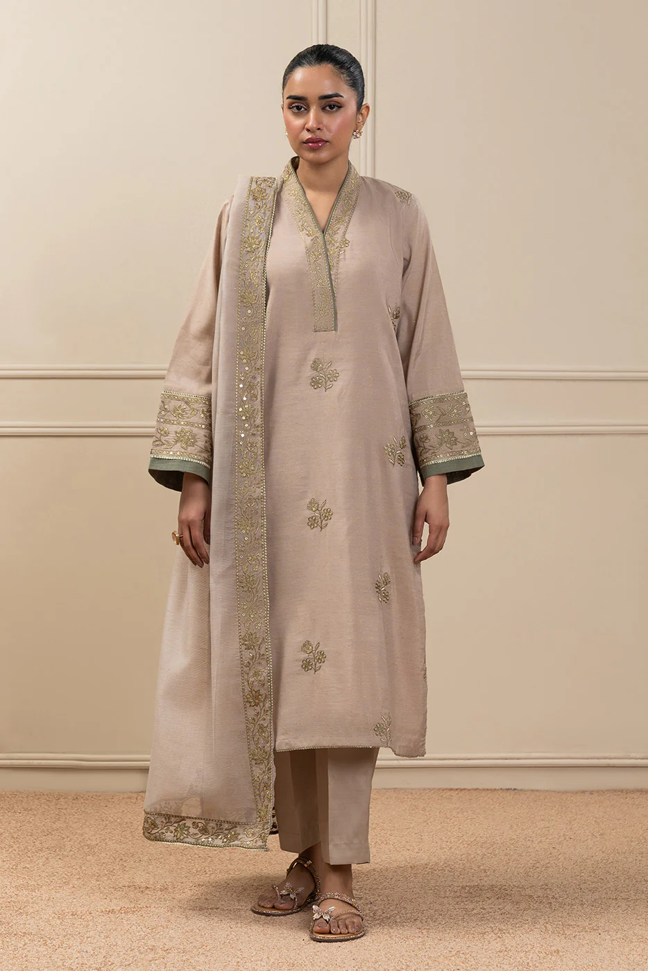 3 PIECE EMBROIDERED GOLD ZARI SUIT (HIGH CASUAL) - Image 2