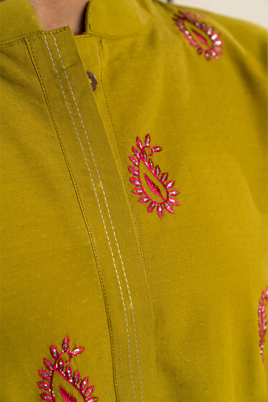 2 PIECE EMBROIDERED DOBBY SUIT (PRET) - Image 5
