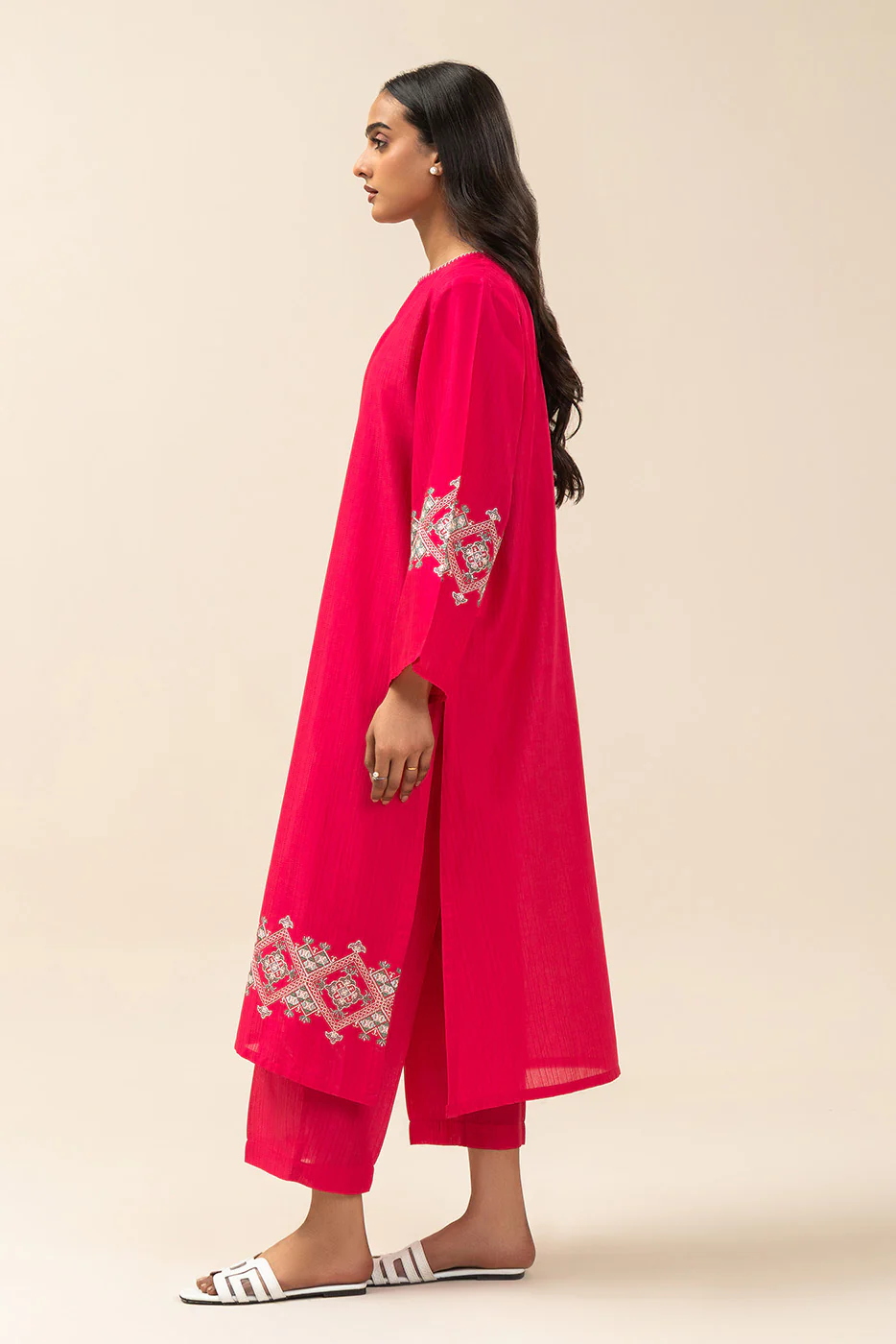 EMBROIDERED DORIA DOBBY SHIRT (PRET) - Image 2
