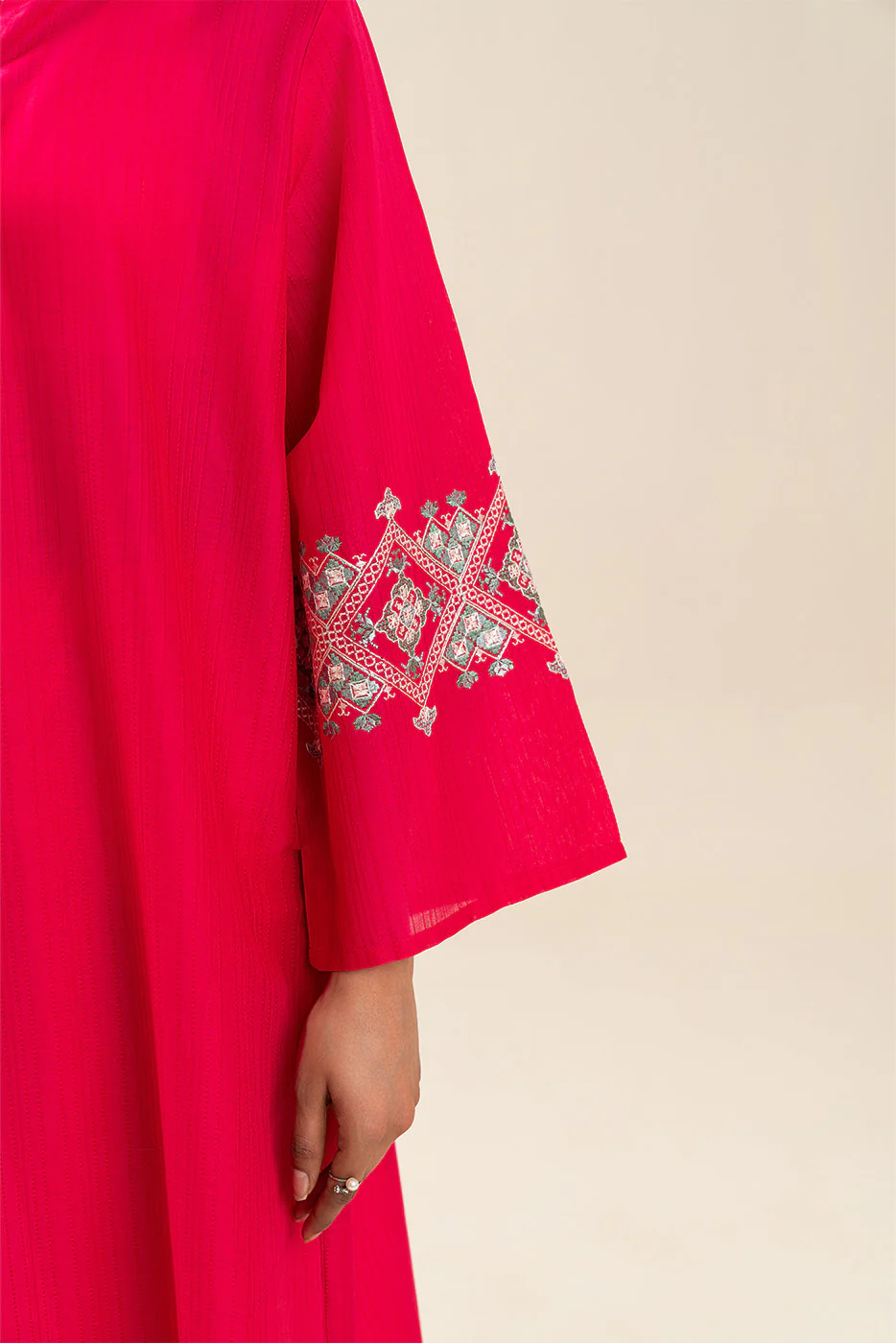EMBROIDERED DORIA DOBBY SHIRT (PRET) - Image 5