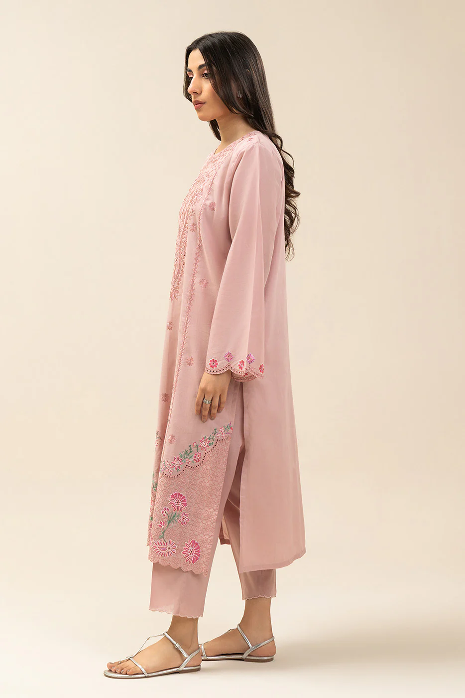 2 PIECE EMBROIDERED LAWN SUIT (PRET) - Image 3