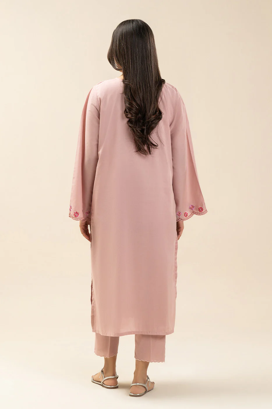 2 PIECE EMBROIDERED LAWN SUIT (PRET) - Image 4