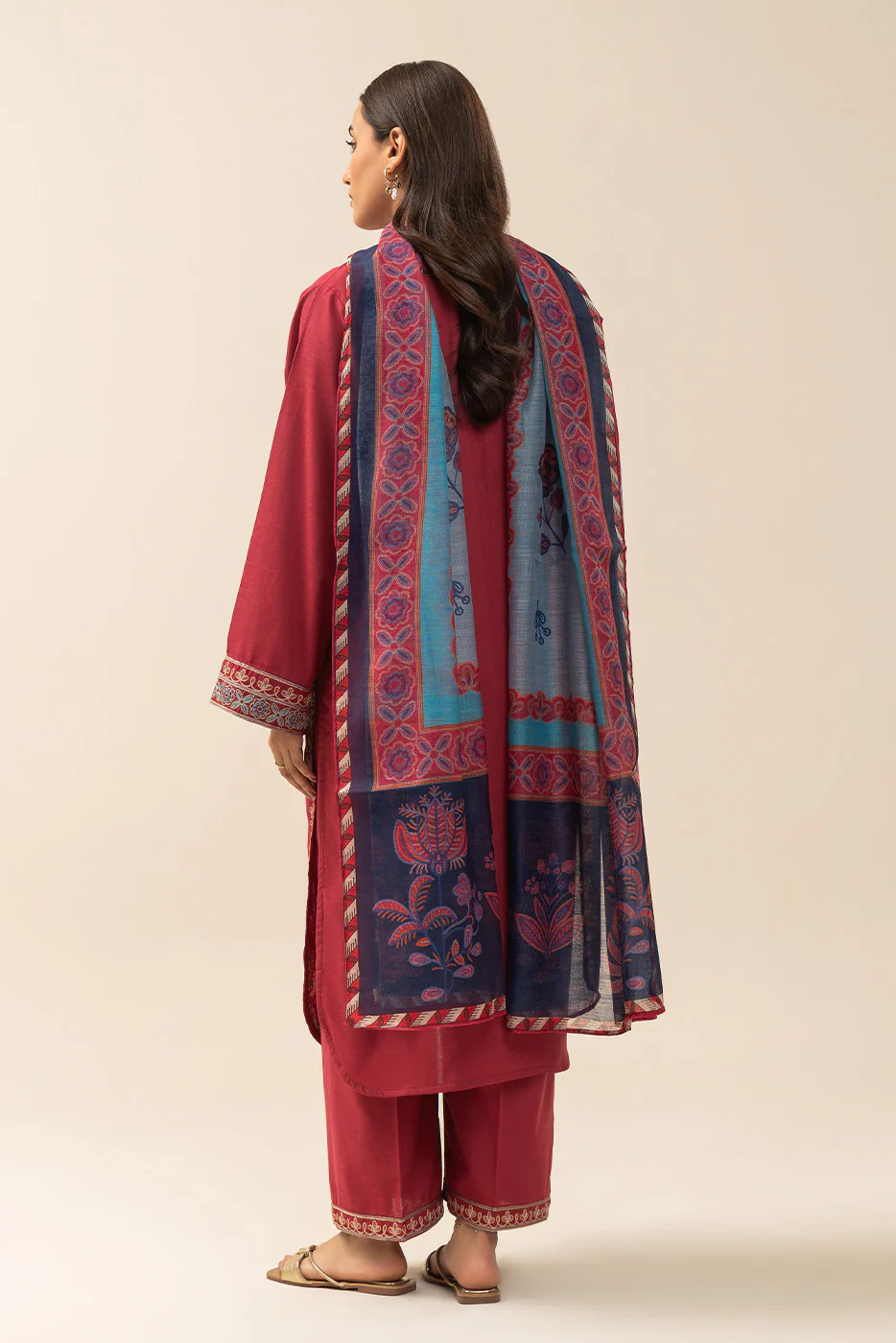 3 PIECE EMBROIDERED SLUB COTTON SUIT (PRET) - Image 3