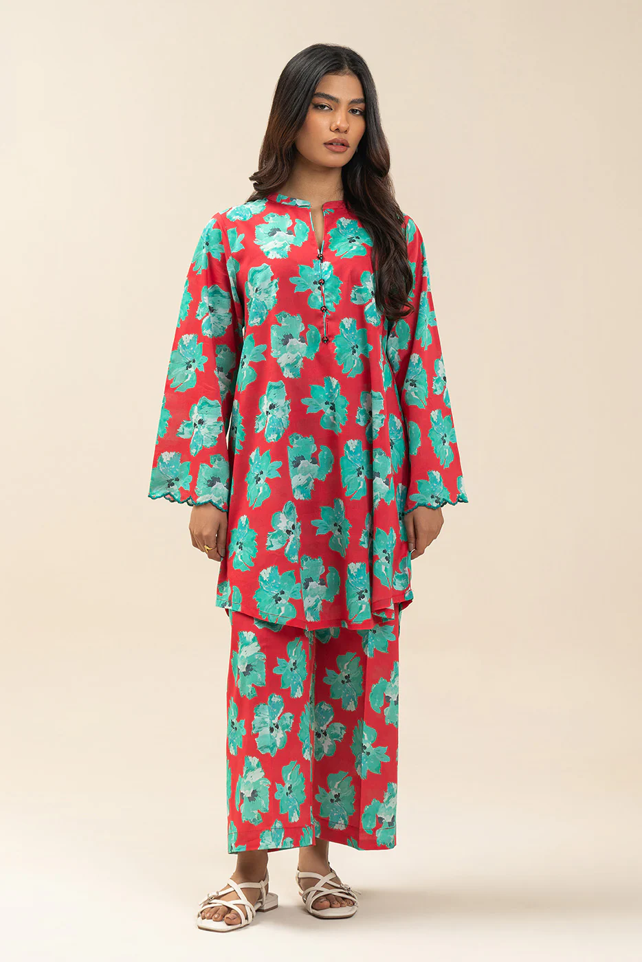 2 PIECE PRINTED DORIA LAWN SUIT (PRET) - Image 2
