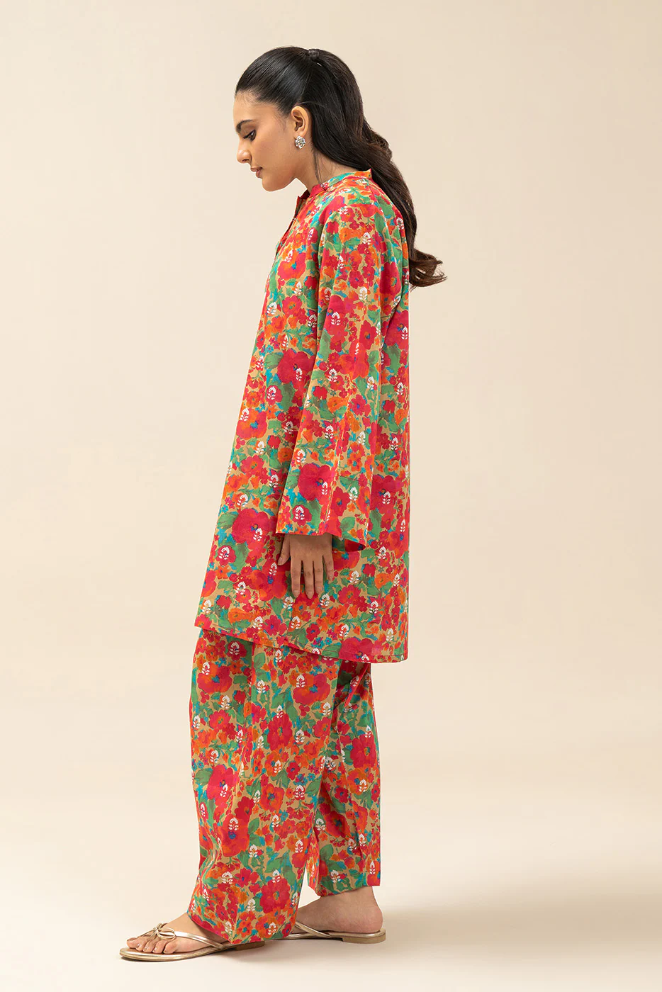 2 PIECE PRINTED LAWN SUIT (PRET) - Image 3
