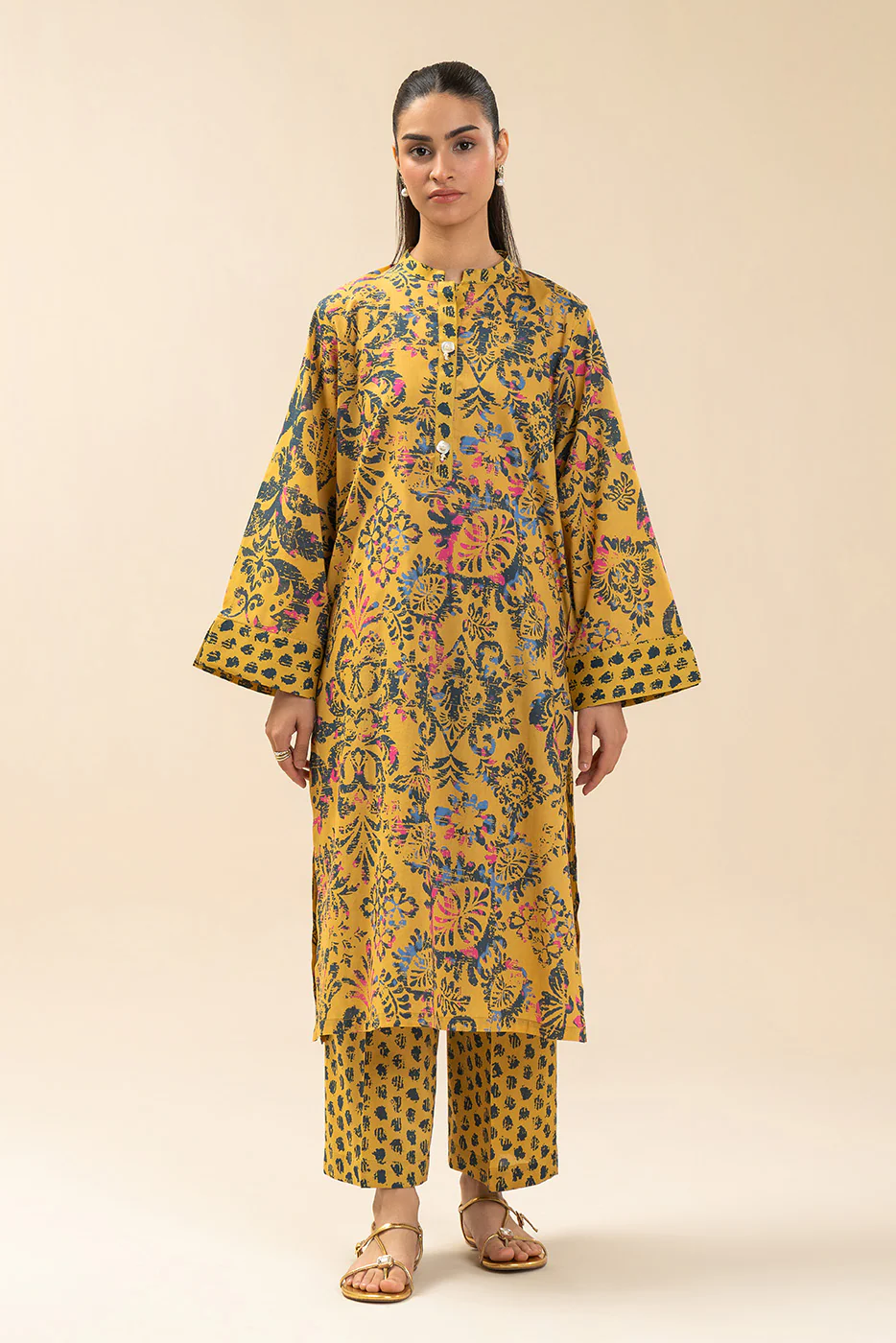 2 PIECE PRINTED LAWN SUIT (PRET) - Image 4