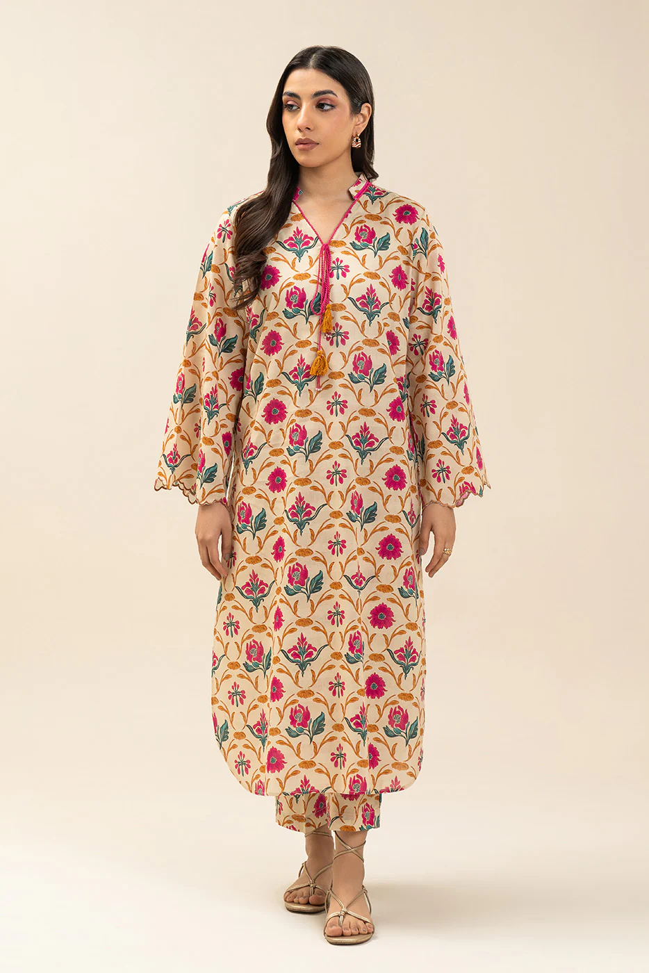 2 PIECE PRINTED DORIA LAWN SUIT (PRET) - Image 4