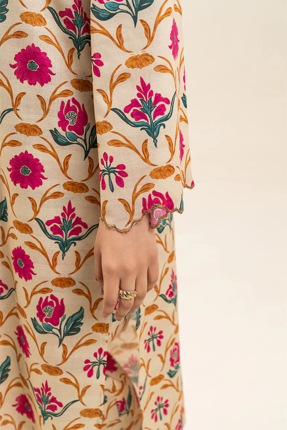 2 PIECE PRINTED DORIA LAWN SUIT (PRET) - Image 8