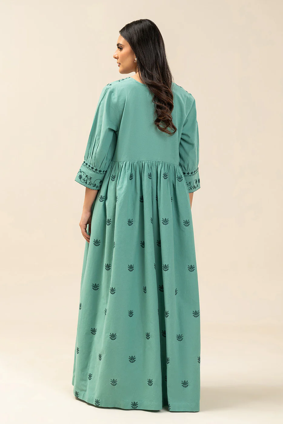 EMBROIDERED DRESS (FLOW) - Image 4