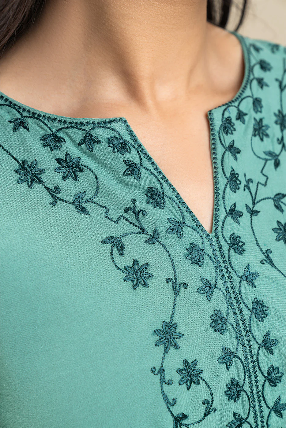 EMBROIDERED DRESS (FLOW) - Image 5
