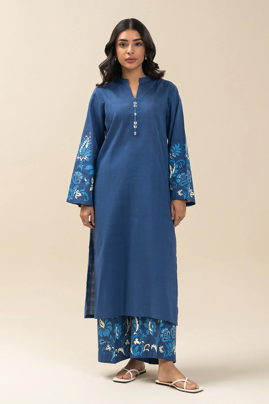 2 PIECE PRINTED DORIA SUIT (PRET) - Image 2