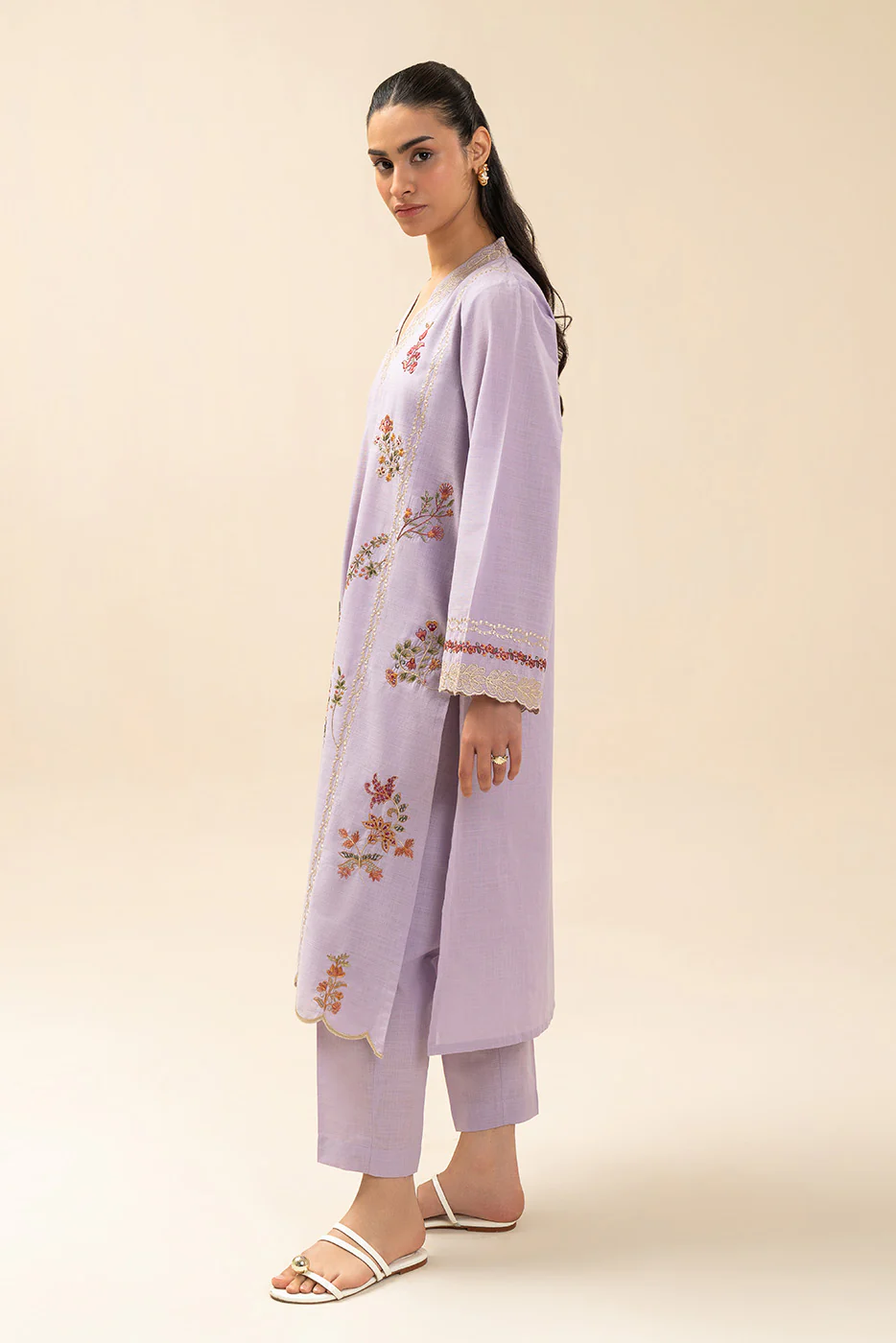 2 PIECE EMBROIDERED TWO WAY SLUB SUIT (PRET) - Image 2
