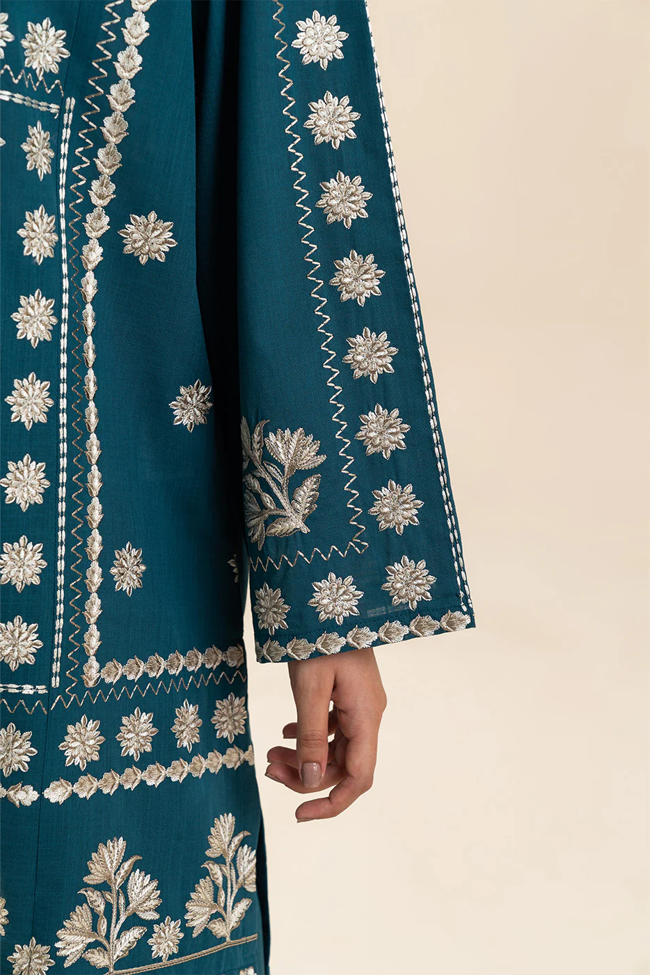 2 PIECE EMBROIDERED TWO WAY SLUB SUIT (PRET) - Image 6