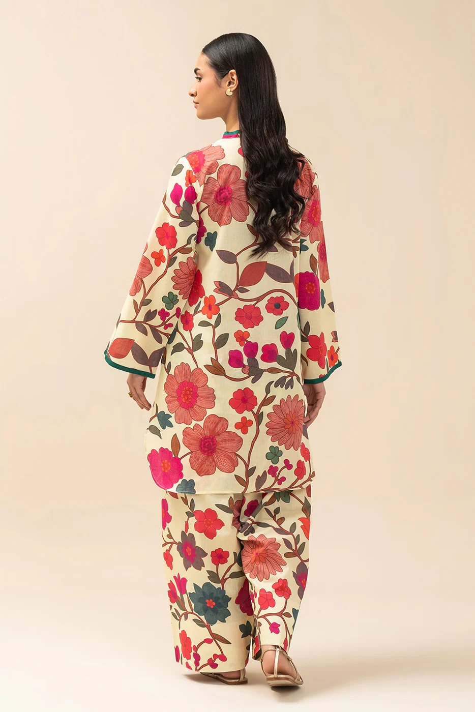 2 PIECE PRINTED LAWN SUIT (PRET) - Image 6