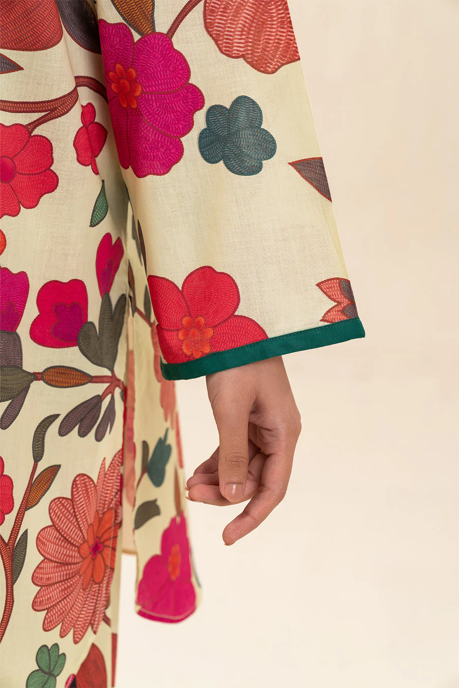 2 PIECE PRINTED LAWN SUIT (PRET) - Image 8