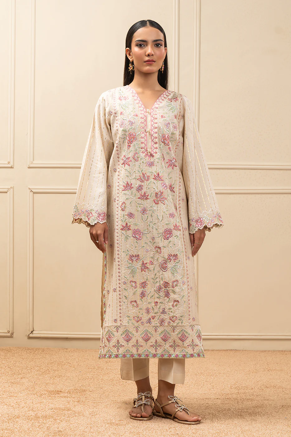 2 PIECE EMBROIDERED DOBBY JACQUARD SUIT (PRET) - Image 2
