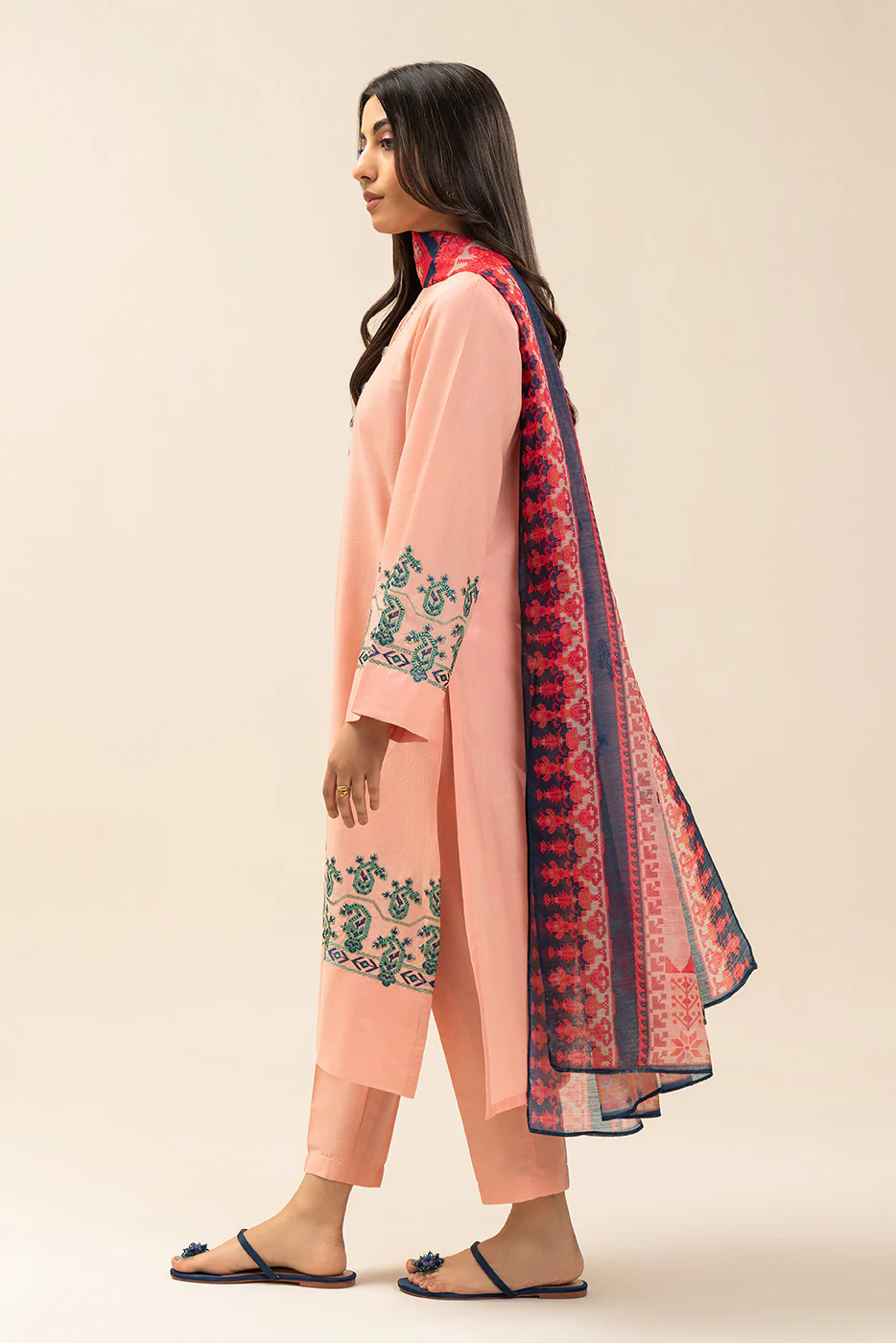 3 PIECE EMBROIDERED TEXTURED LAWN SUIT (PRET) - Image 3