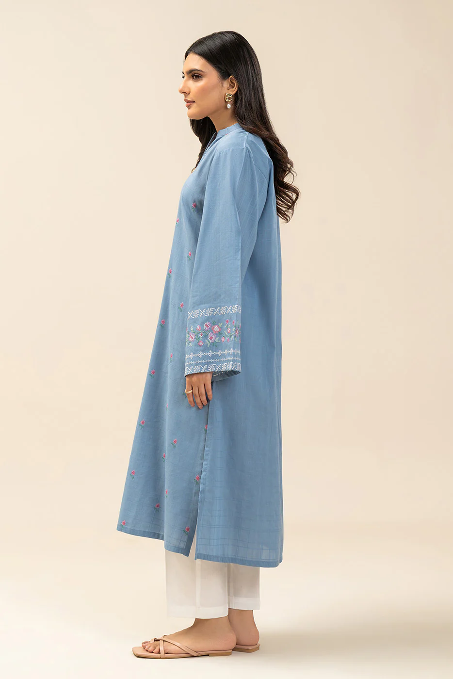 EMBROIDERED DORIA SHIRT (PRET) - Image 3