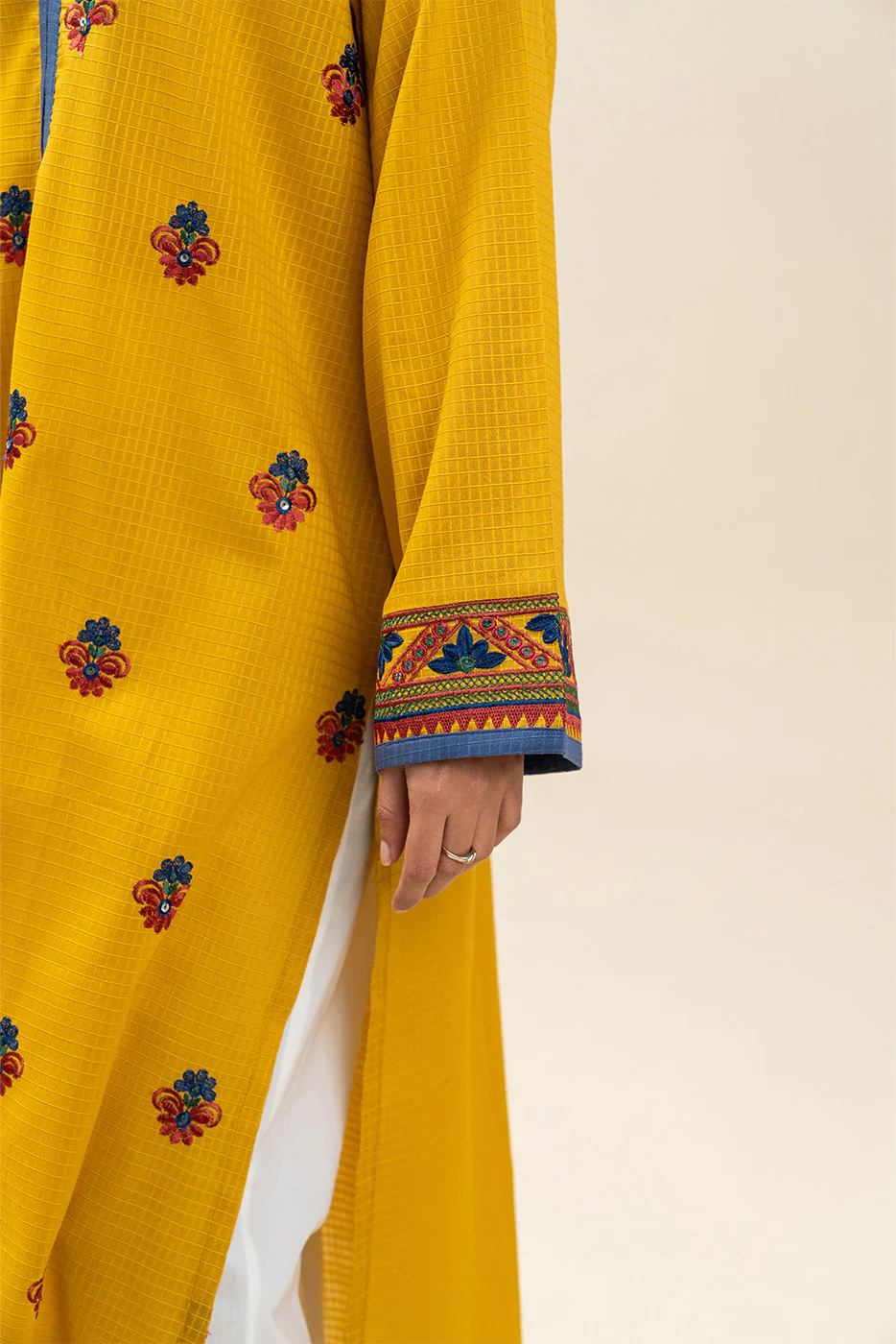 EMBROIDERED DORIA SHIRT (PRET) - Image 6