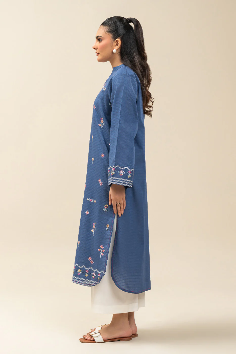 EMBROIDERED DORIA SHIRT (PRET) - Image 6