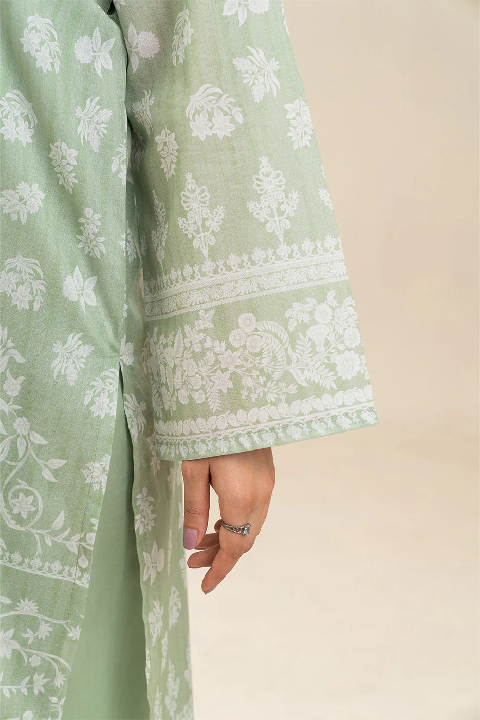 3 PIECE PRINTED LAWN SUIT-SPRING FIELDS (UNSTITCHED) - Image 4