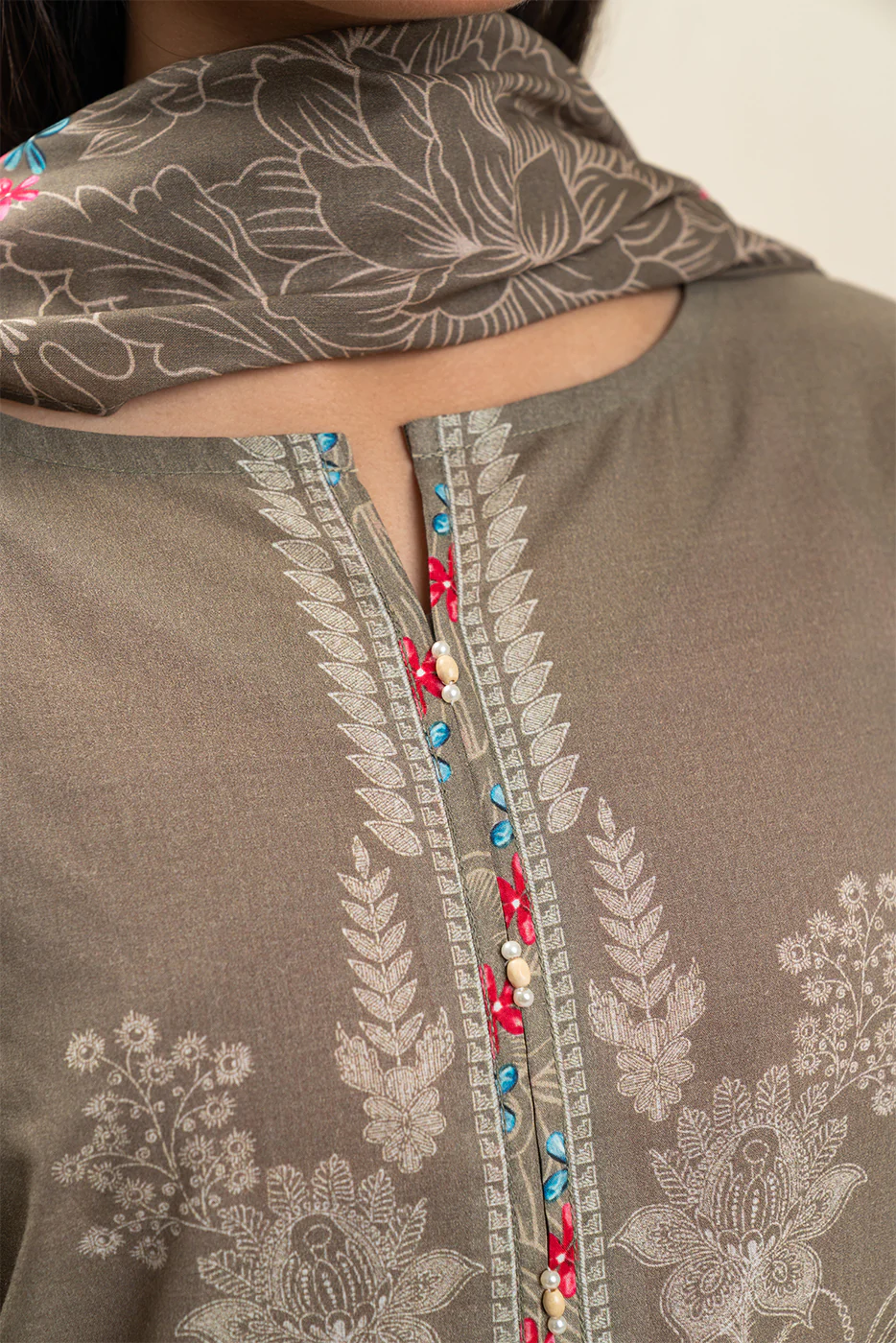 3 PIECE PRINTED LAWN SUIT-FLORA BLUSH (UNSTITCHED) - Image 6