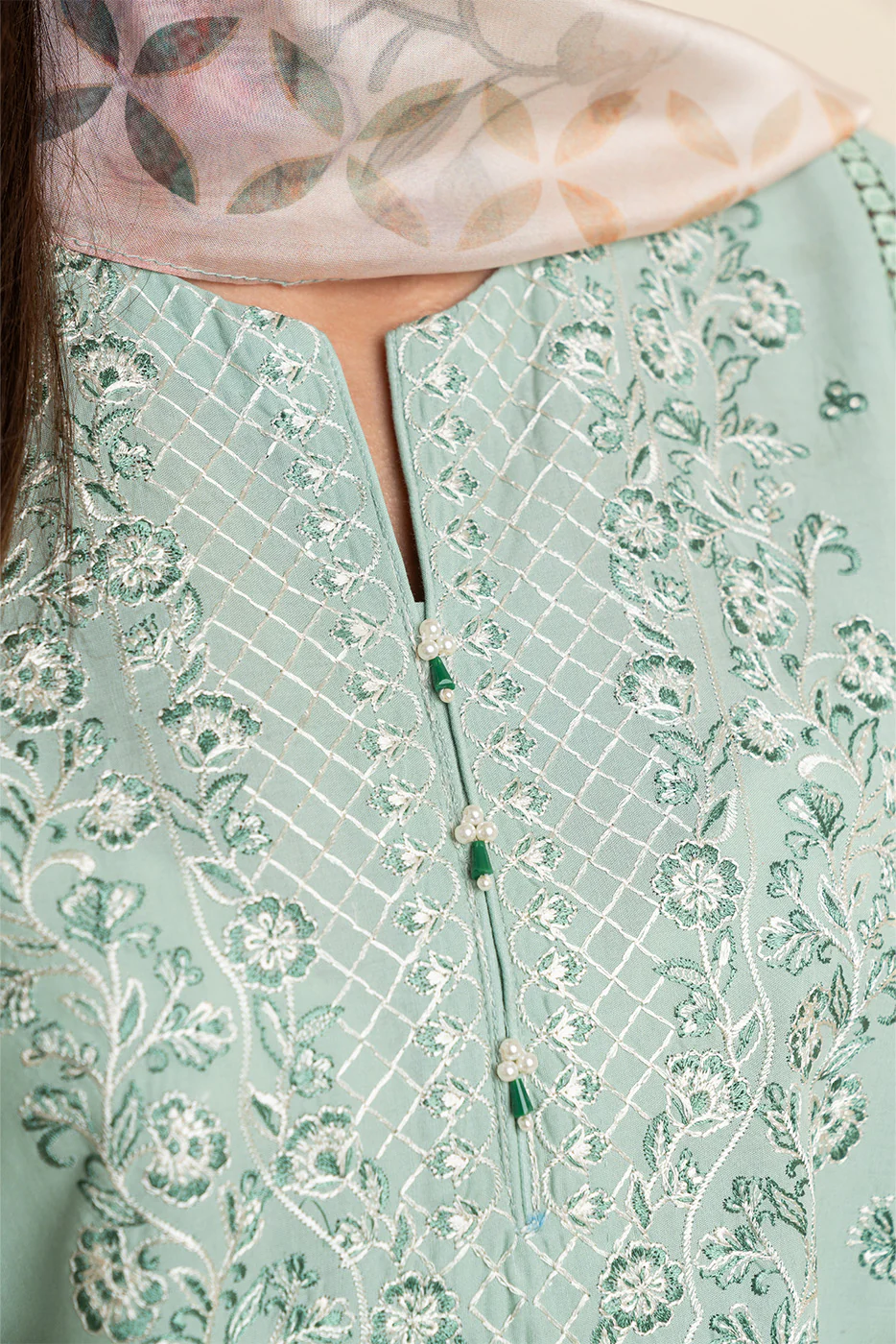 2 PIECE EMBROIDERED LAWN SUIT-MINTY GARDEN (UNSTITCHED) - Image 5