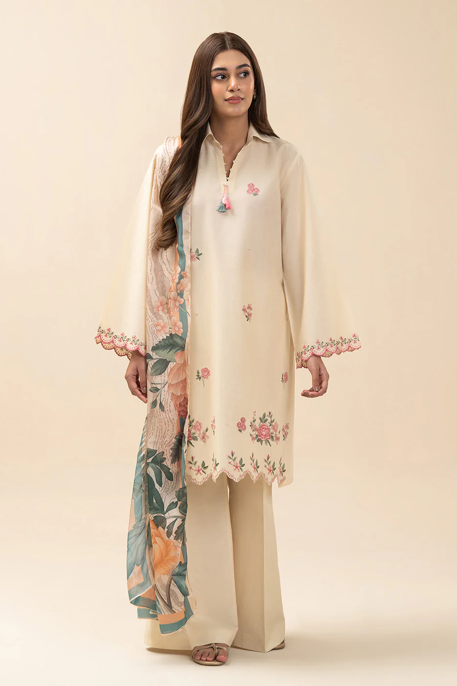 2 PIECE EMBROIDERED LAWN SUIT-SPRING SAGE (UNSTITCHED) - Image 2
