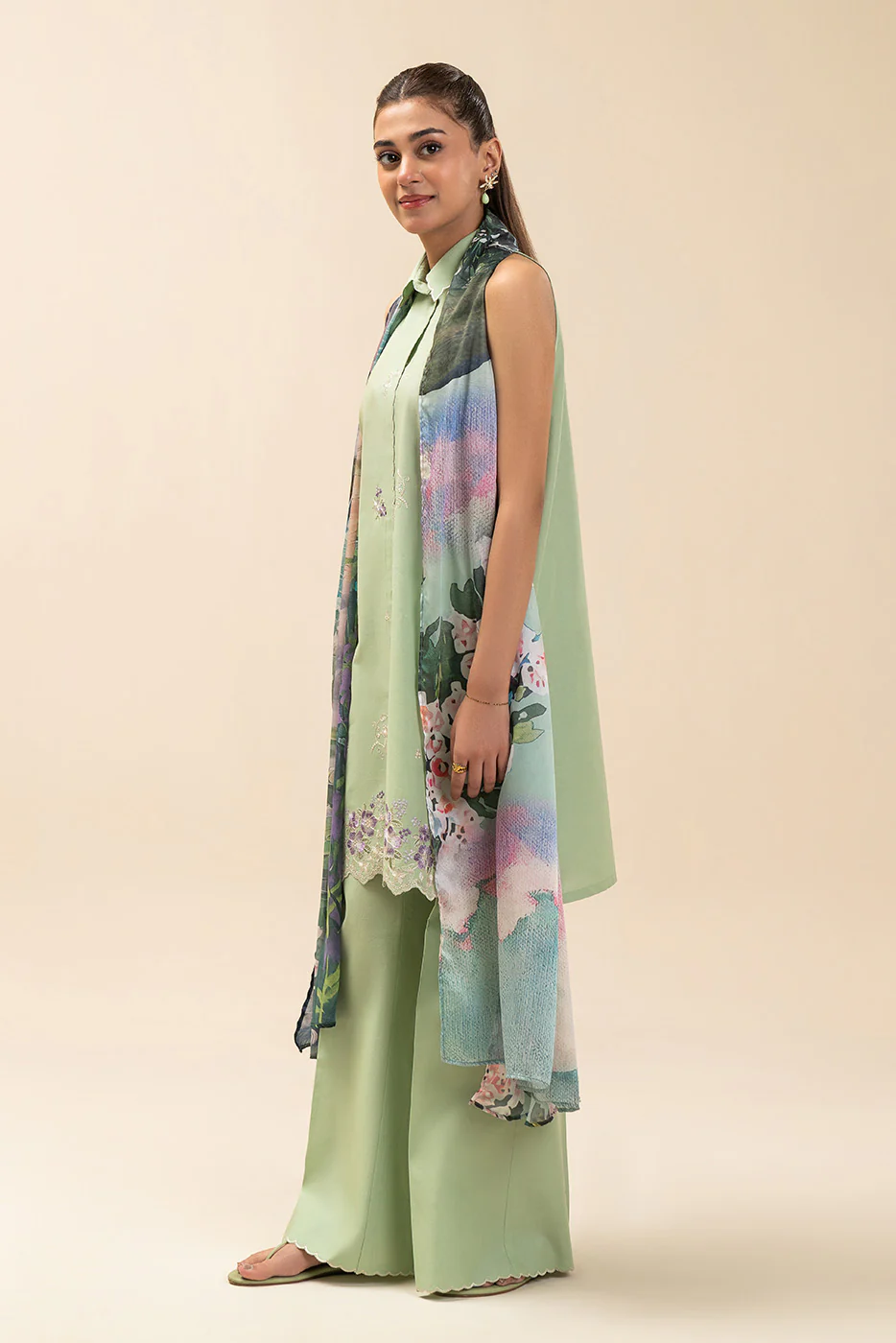 2 PIECE EMBROIDERED LAWN SUIT-RIVULET ZEAL (UNSTITCHED) - Image 3