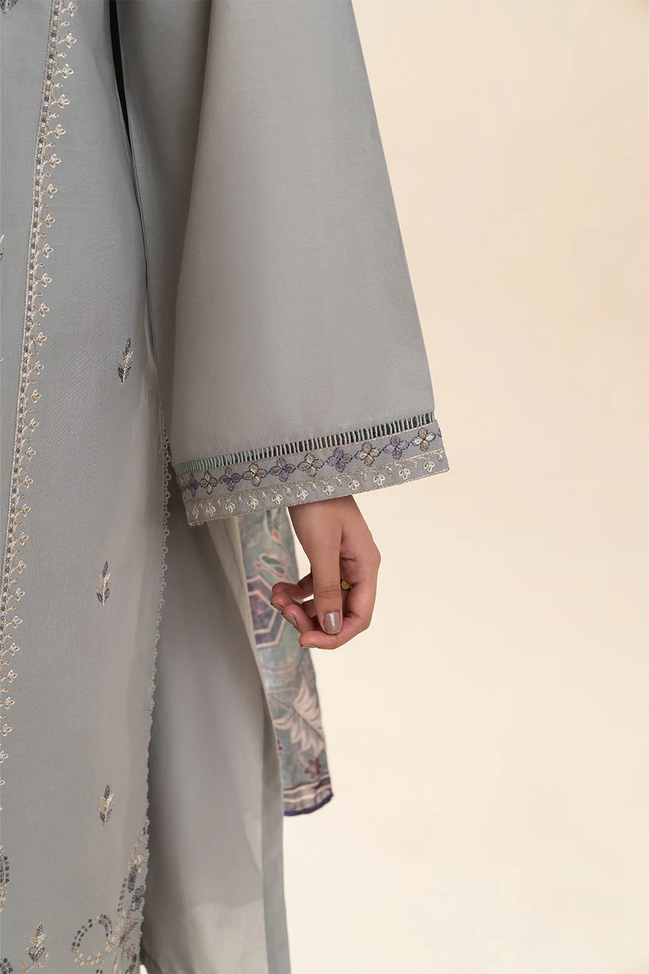 3 PIECE EMBROIDERED LAWN SUIT-ETHEREAL VEIL (UNSTITCHED) - Image 6
