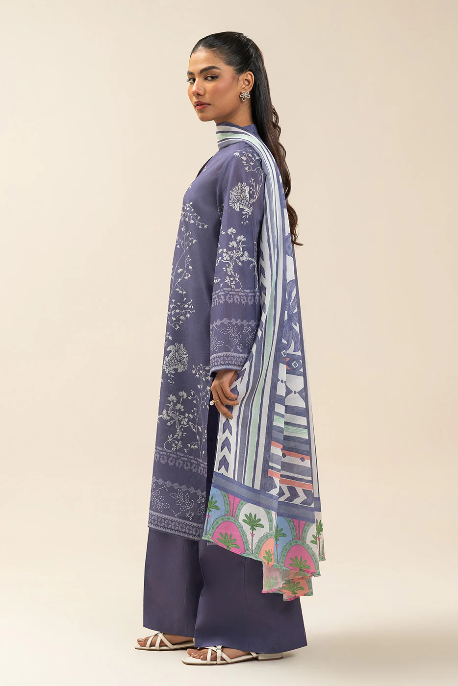 3 PIECE PRINTED LAWN SUIT-RAVEN DIVE (UNSTITCHED) - Image 3