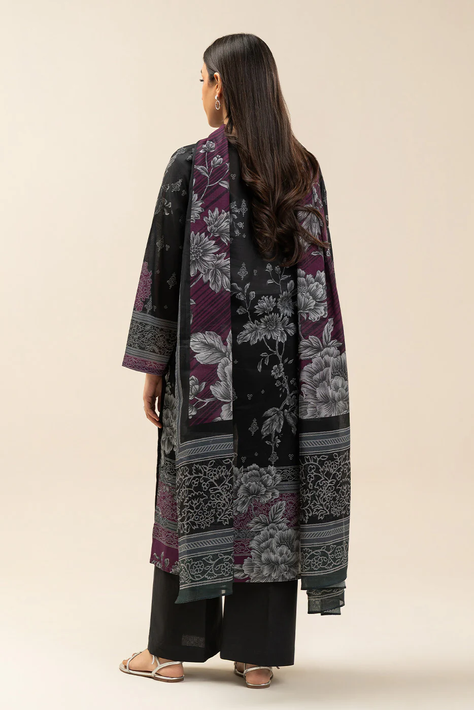3 PIECE PRINTED LAWN SUIT-DUSTY FLORA (UNSTITCHED) - Image 4