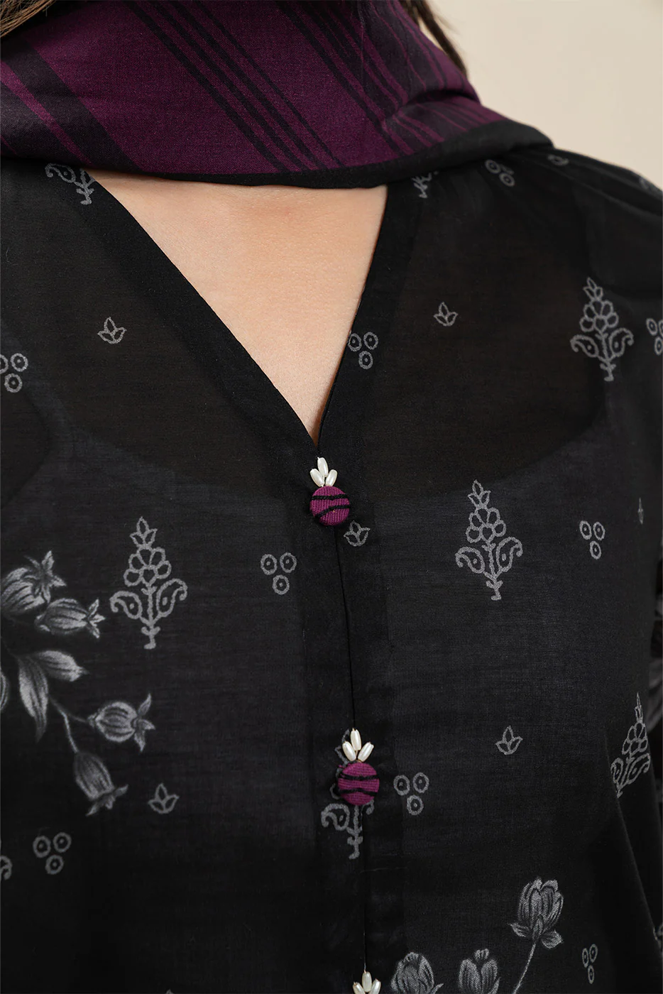 3 PIECE PRINTED LAWN SUIT-DUSTY FLORA (UNSTITCHED) - Image 5