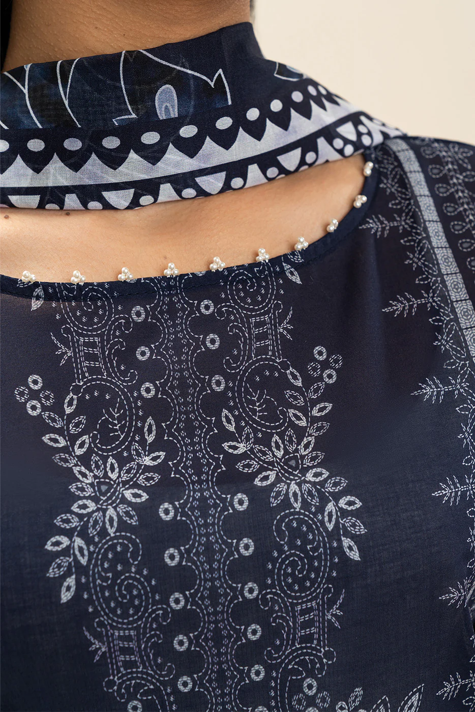 3 PIECE PRINTED LAWN SUIT-BLUE AMBER (UNSTITCHED) - Image 5