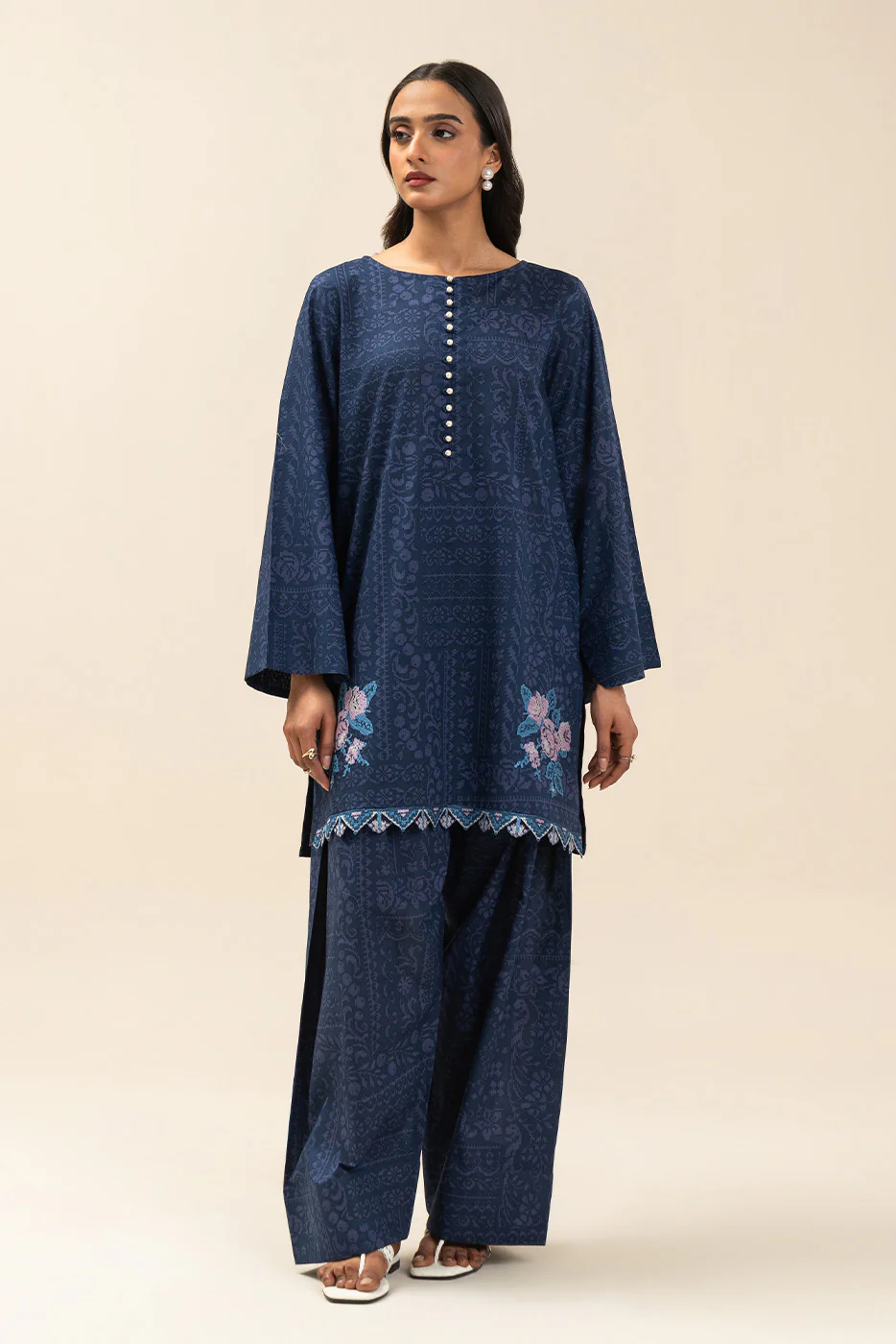 2 PIECE EMBROIDERED LAWN SUIT-VERDANT BLUE (UNSTITCHED) - Image 2
