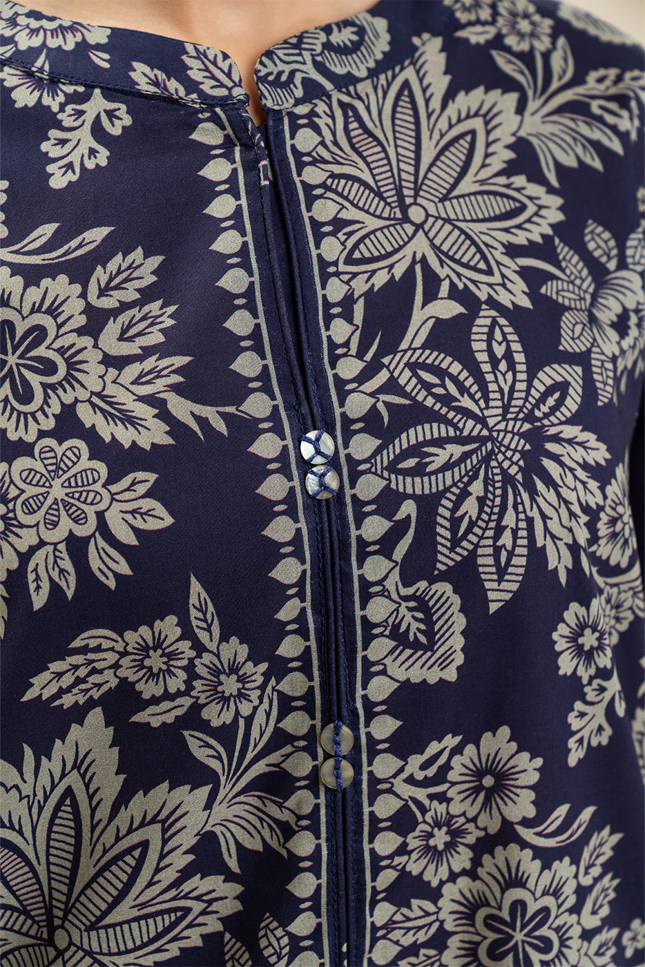 2 PIECE EMBROIDERED LAWN SUIT-PERENNIAL FEST (UNSTITCHED) - Image 3