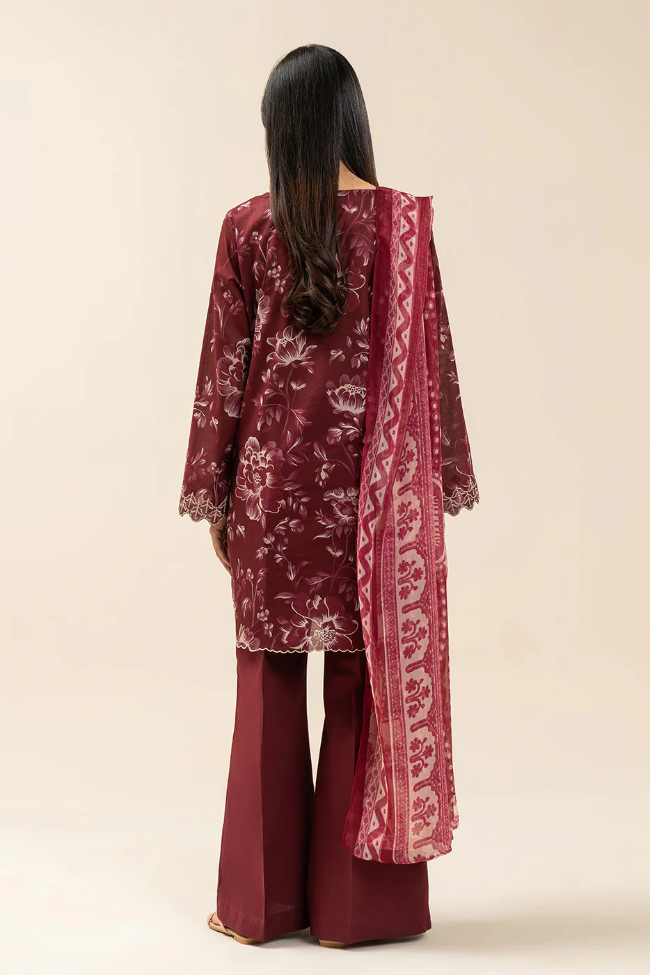 3 PIECE EMBROIDERED LAWN SUIT-SCARLET VINE (UNSTITCHED) - Image 10