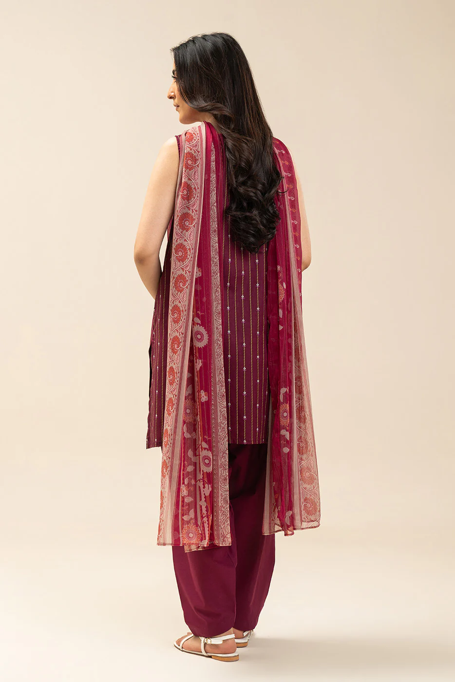 3 PIECE EMBROIDERED LAWN SUIT-DARK LANE FLORA (UNSTITCHED) - Image 5