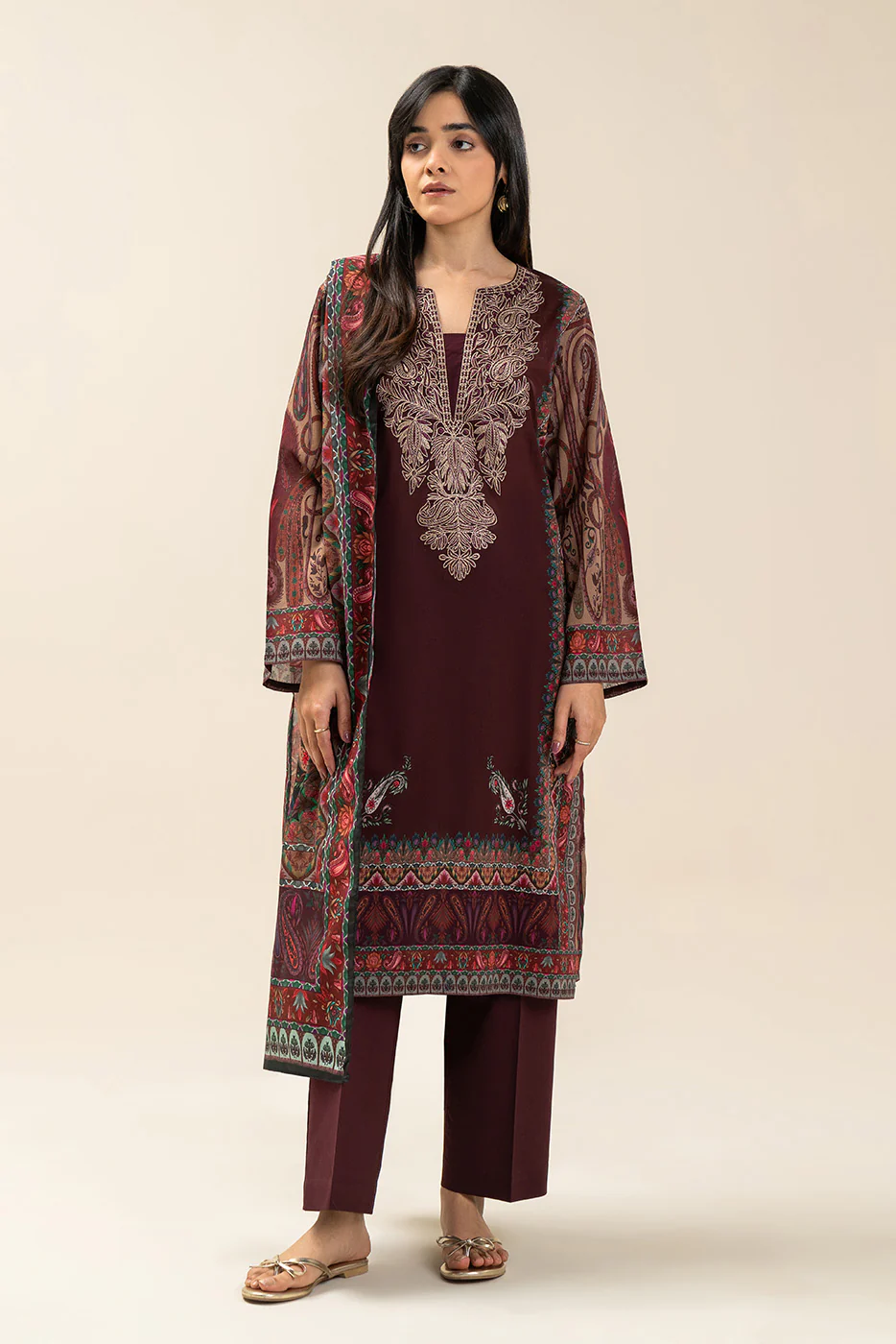 3 PIECE EMBROIDERED LAWN SUIT-ETHNIC PAISLEY (UNSTITCHED) - Image 4