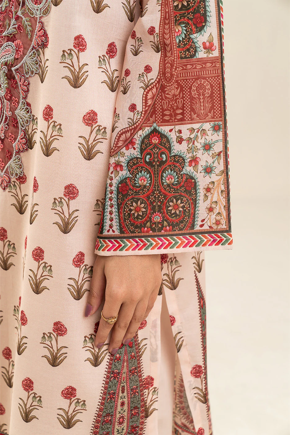 3 PIECE EMBROIDERED LAWN SUIT-ORCHARD ARCH (UNSTITCHED) - Image 3