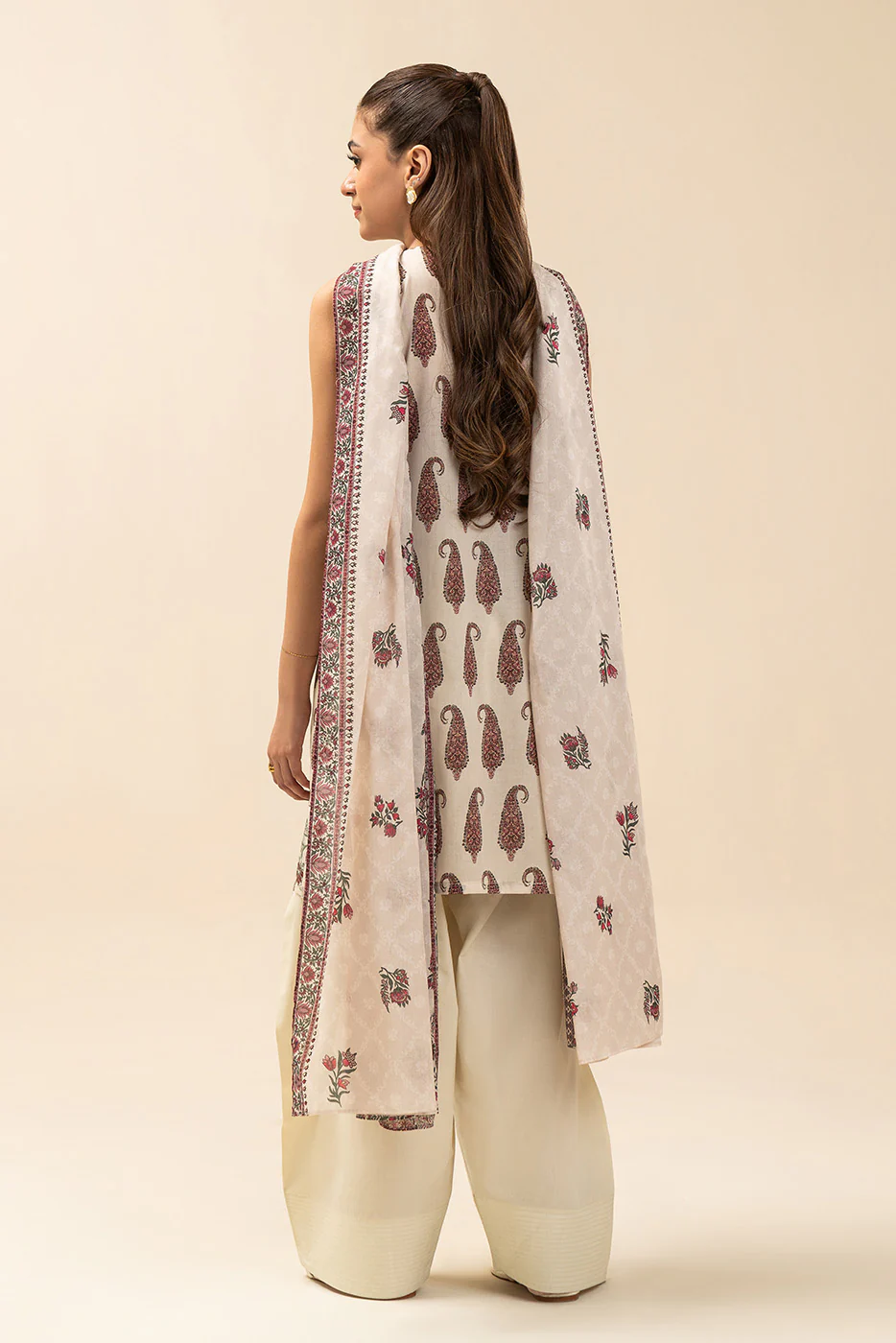 3 PIECE EMBROIDERED LAWN SUIT-TRIBAL TUNE (UNSTITCHED) - Image 4