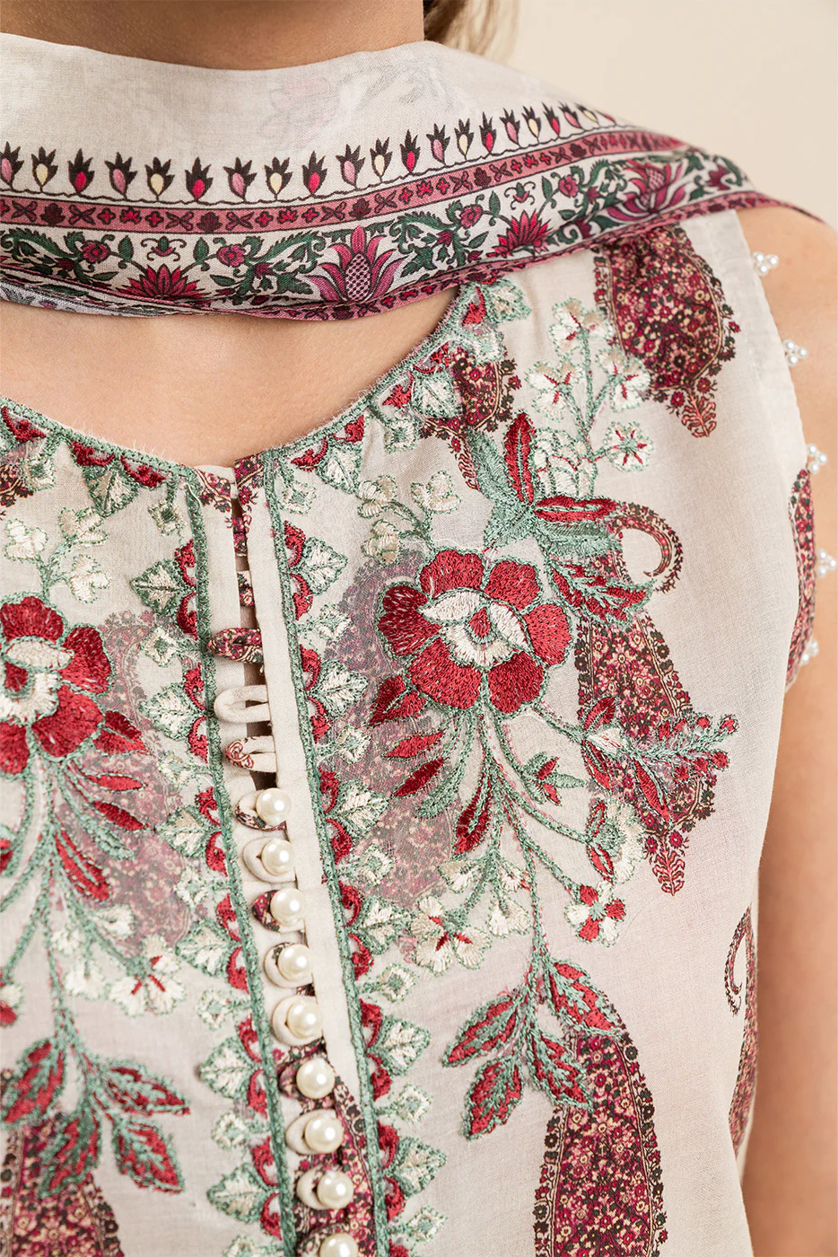 3 PIECE EMBROIDERED LAWN SUIT-TRIBAL TUNE (UNSTITCHED) - Image 5