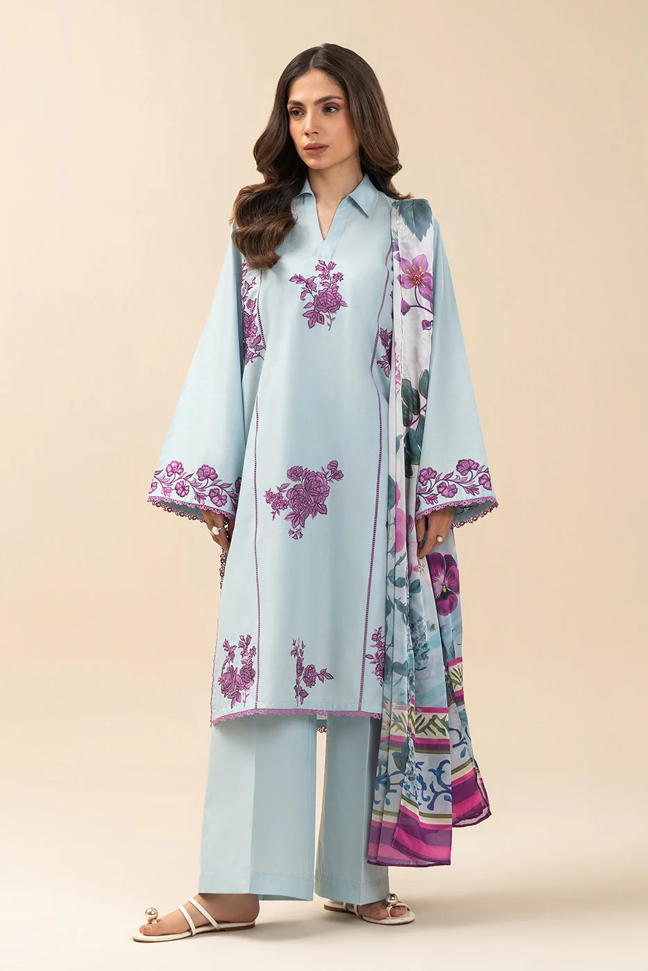 3 PIECE EMBROIDERED LAWN SUIT-BLUEBELL BLOOM (UNSTITCHED) - Image 2