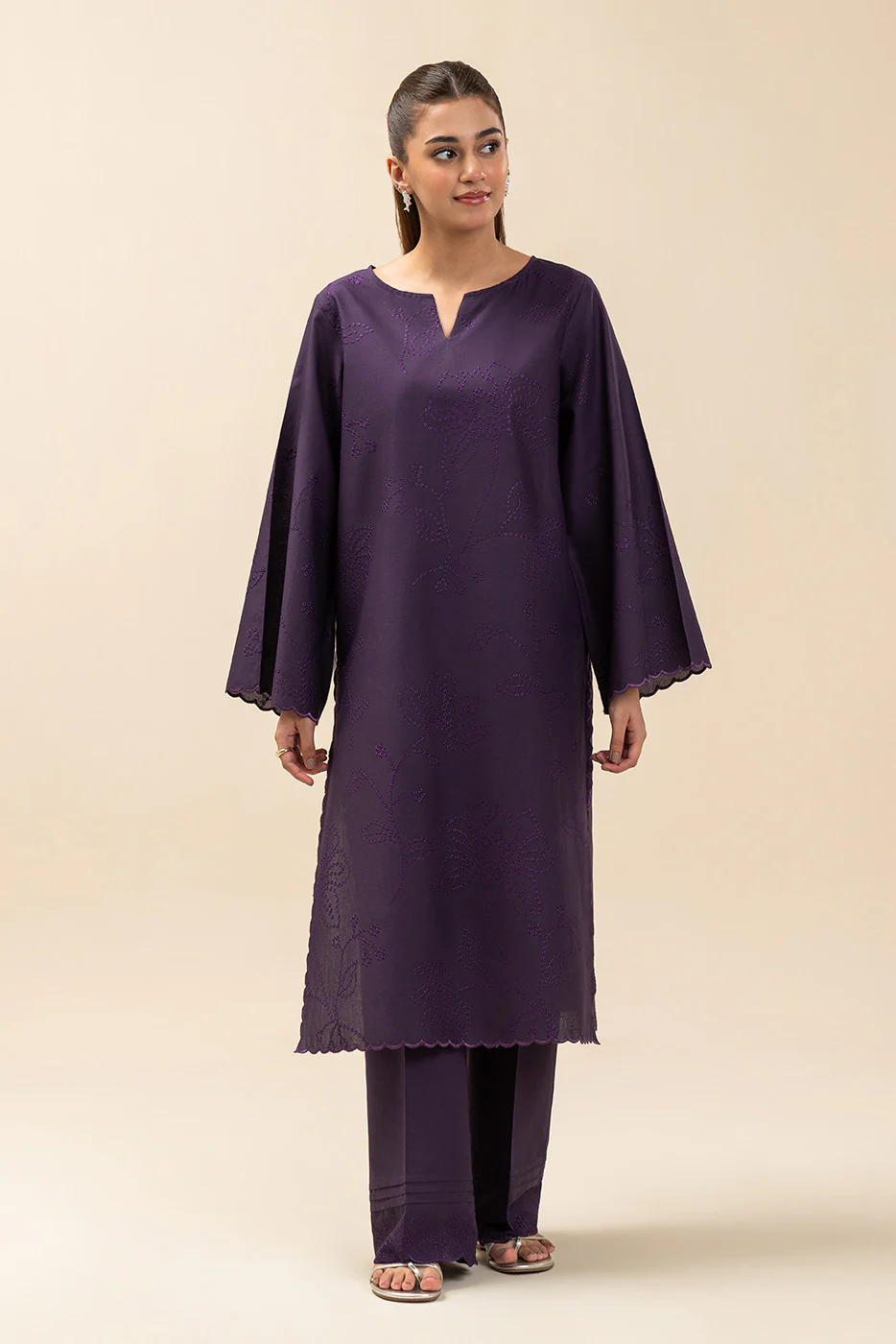 2 PIECE EMBROIDERED LAWN SUIT-NIGHTSHADE (UNSTITCHED) - Image 2